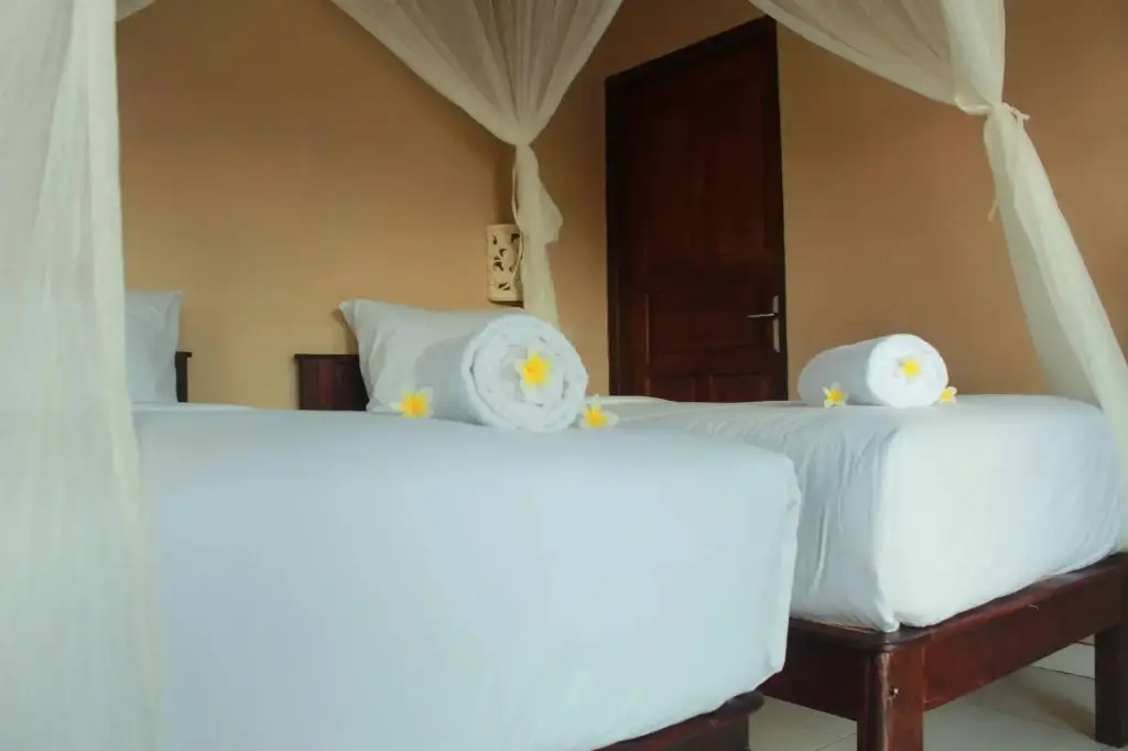 Педжаракан: White Sandy Beach Menjangan