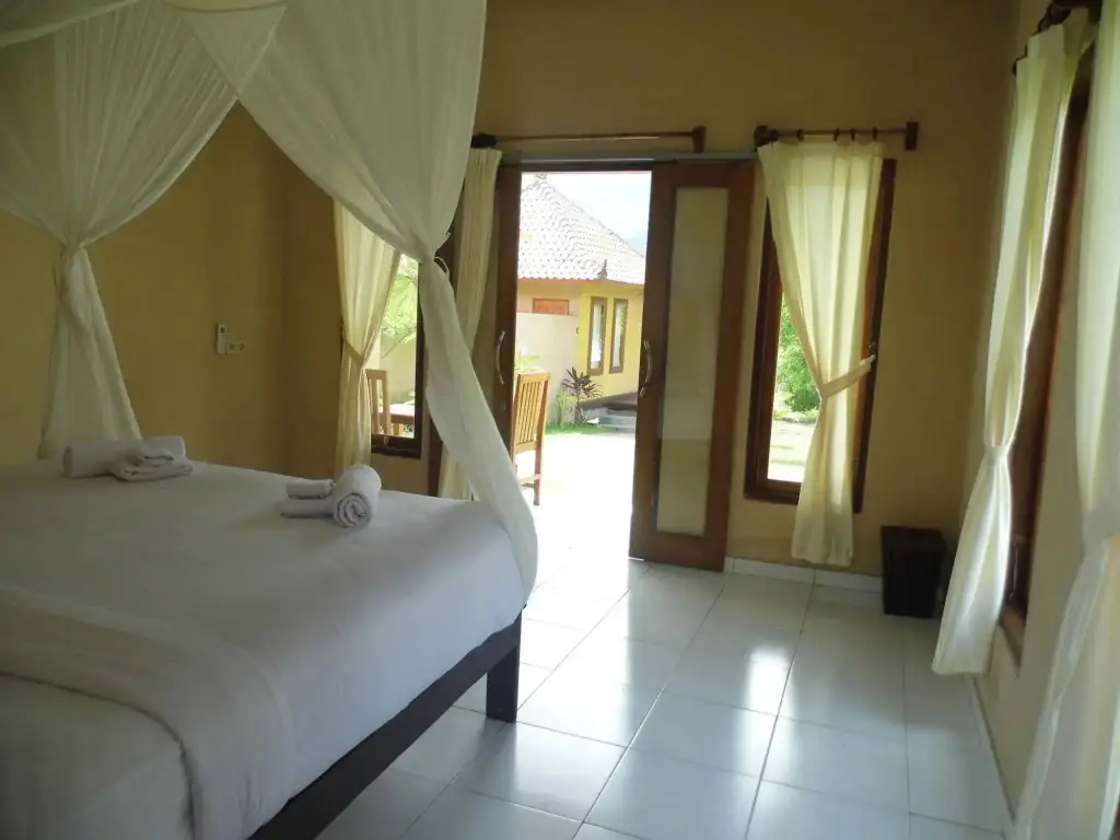 Педжаракан: White Sandy Beach Menjangan