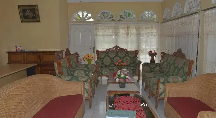Савахлунто: Aliyar Homestay