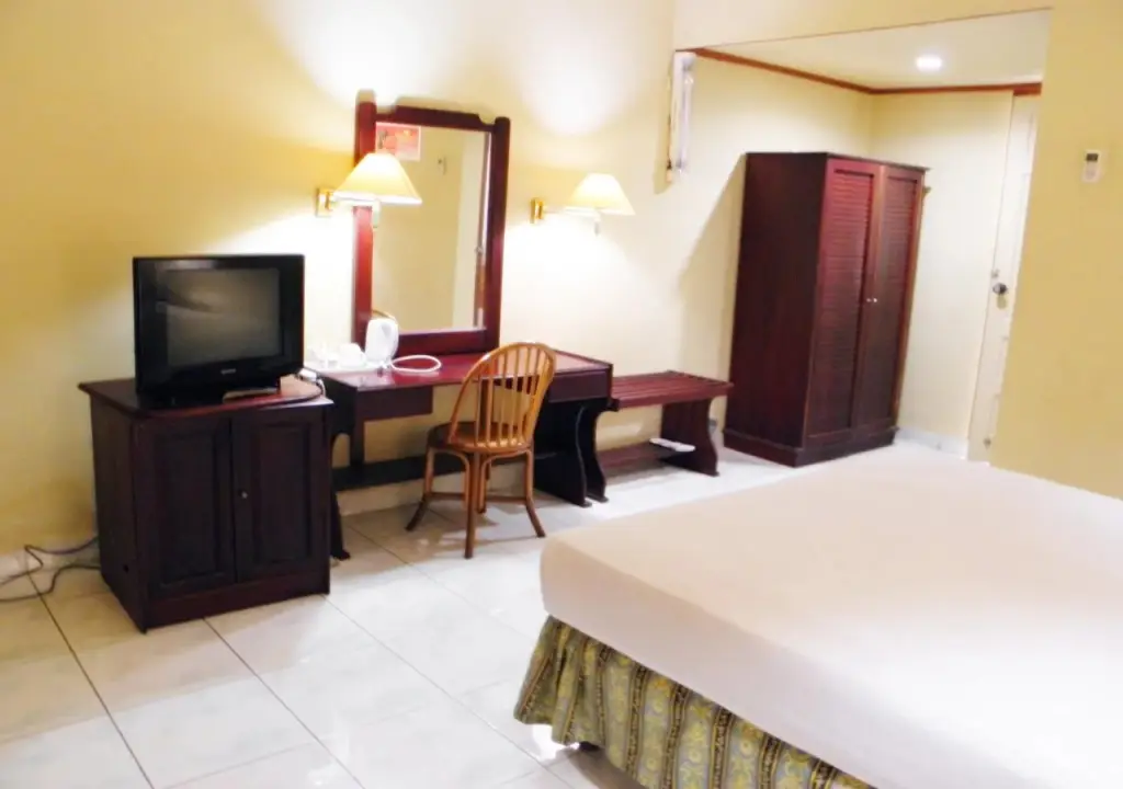 Горонтало: Hotel Yulia