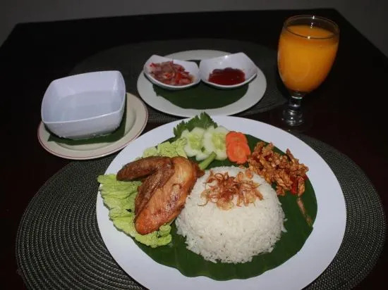 Мундук: Dangin Mangkalan Homestay
