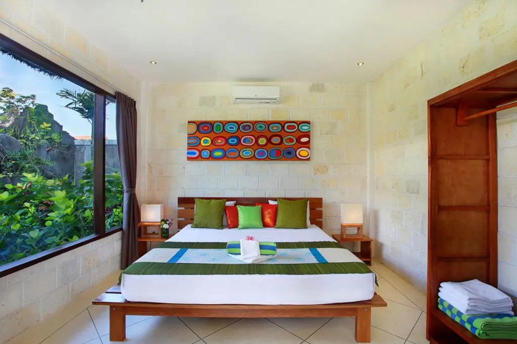 Джимбаран: Hill Dance Bali American Hotel