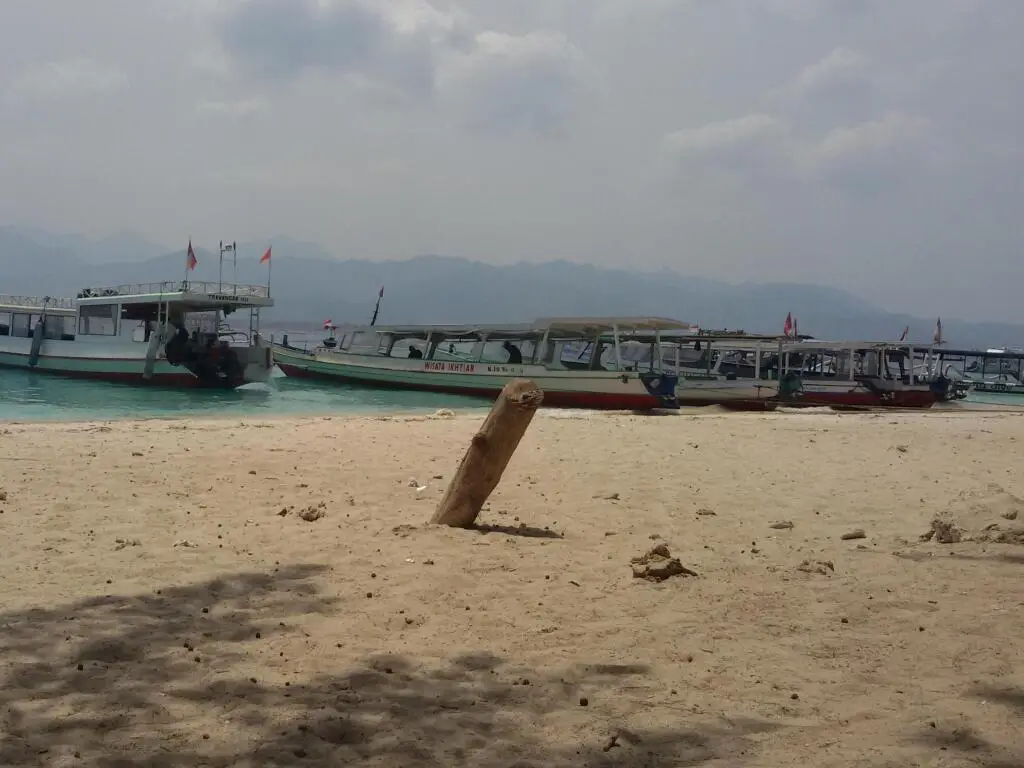 Гили Траванган: Beach Box Bungalow