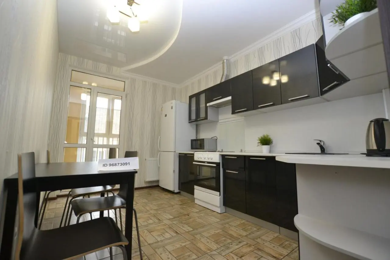Краснодар: Two-bedroom Apartments on Krasnaya 176 street