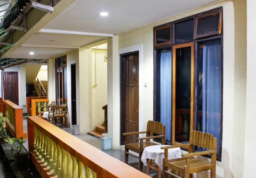 Вори: Kolongan Beach Indah Hotel