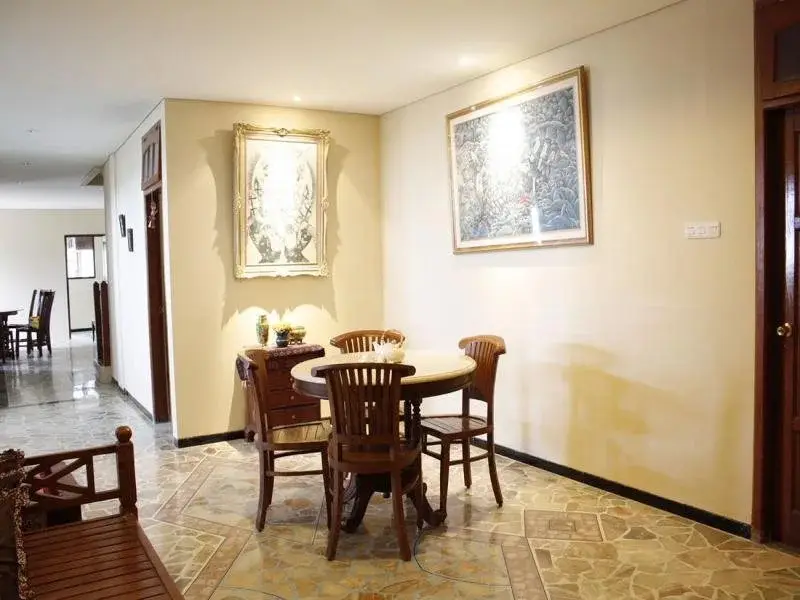 Травас: Arjuna View Villa
