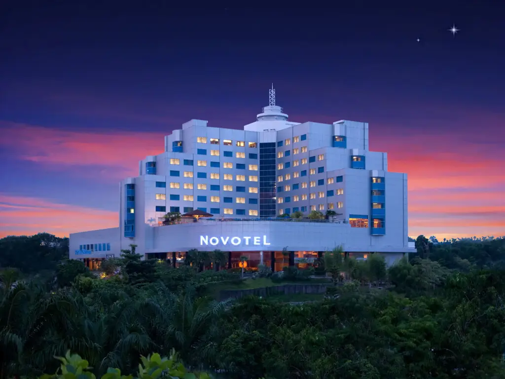 Novotel Balikpapan — фото 1