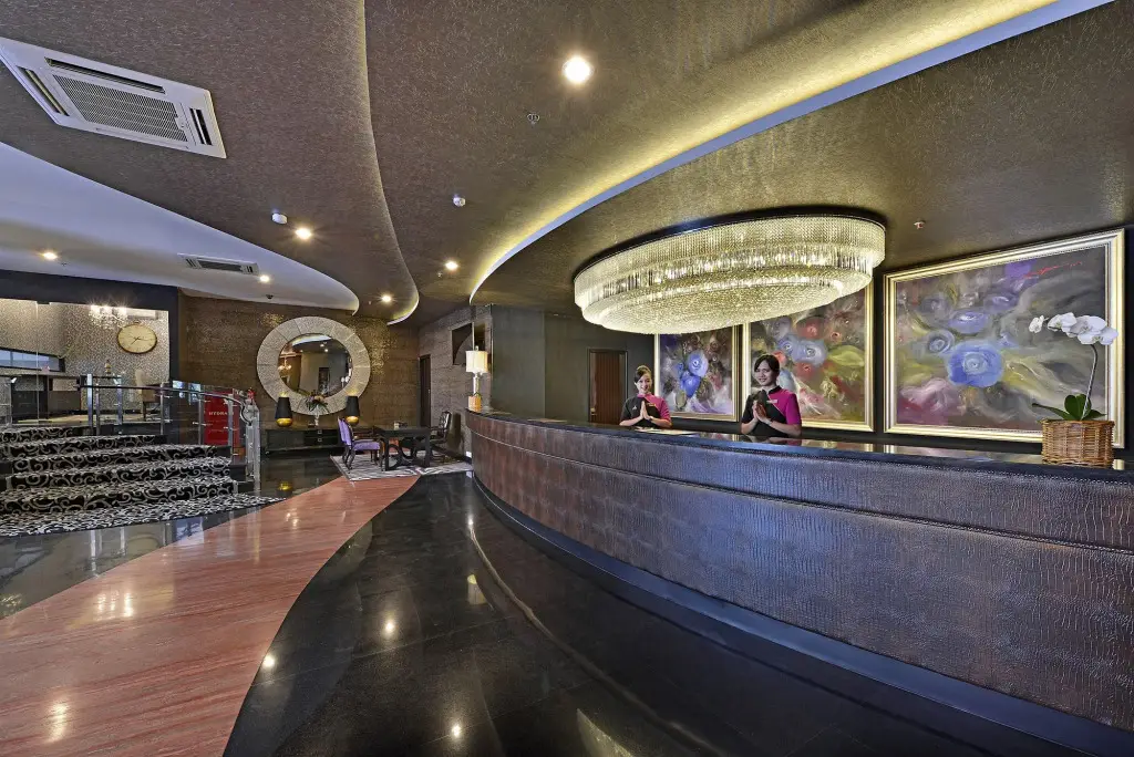 carousel image 1