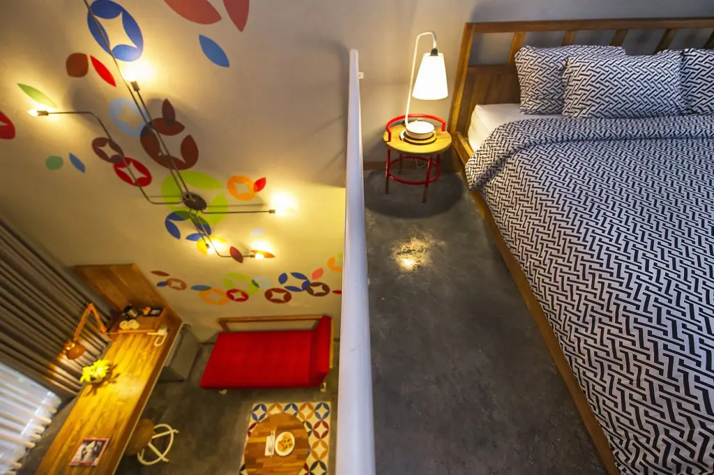 Депок: Lokal Hotel & Restaurant