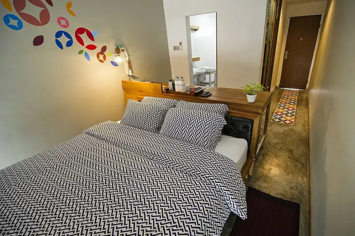 Депок: Lokal Hotel & Restaurant