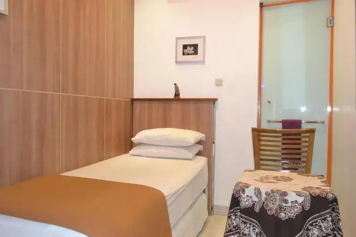 Джокьякарта: Cabin Hotel Bhayangkara