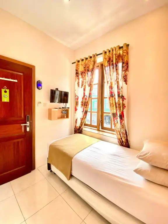 Джокьякарта: Cabin Hotel Bhayangkara