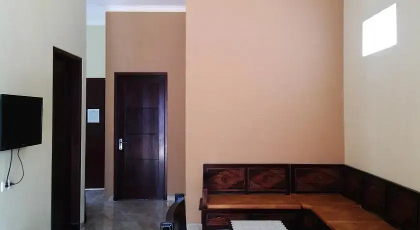 Бату: Gemini Homestay