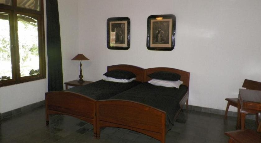 Батуретно: Rumah Sawah