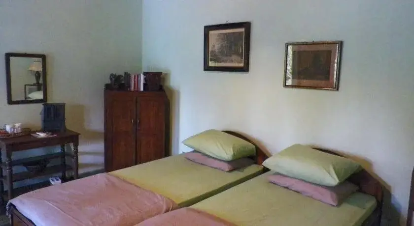 Батуретно: Rumah Sawah