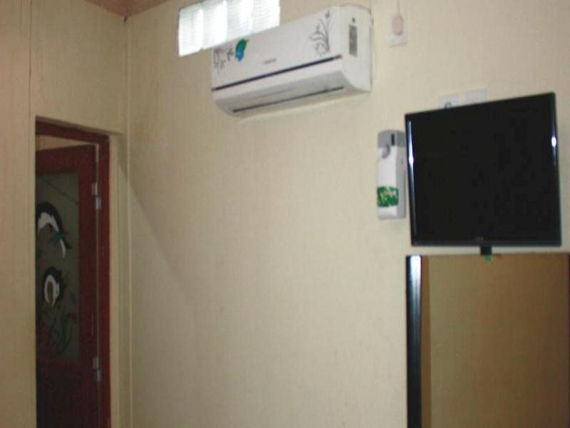 Энде: Syifa Hotel