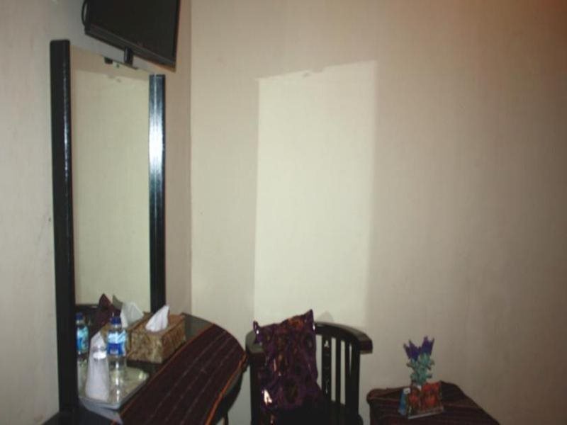 Энде: Syifa Hotel