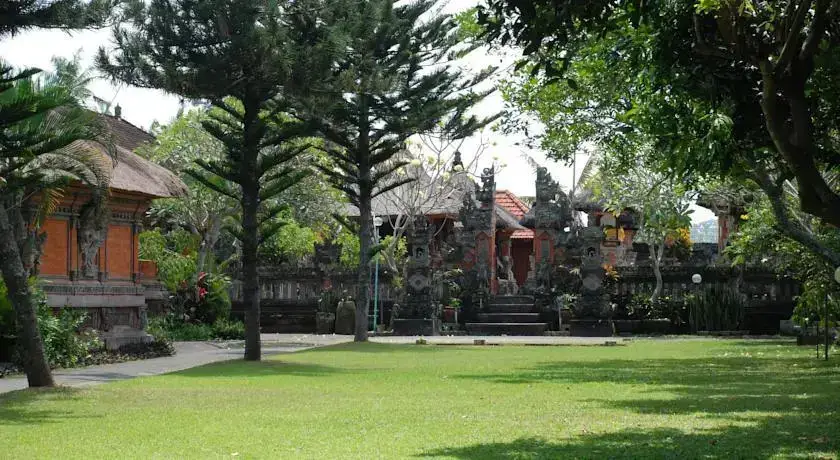 Сукавати: Bali Budaya Homestay