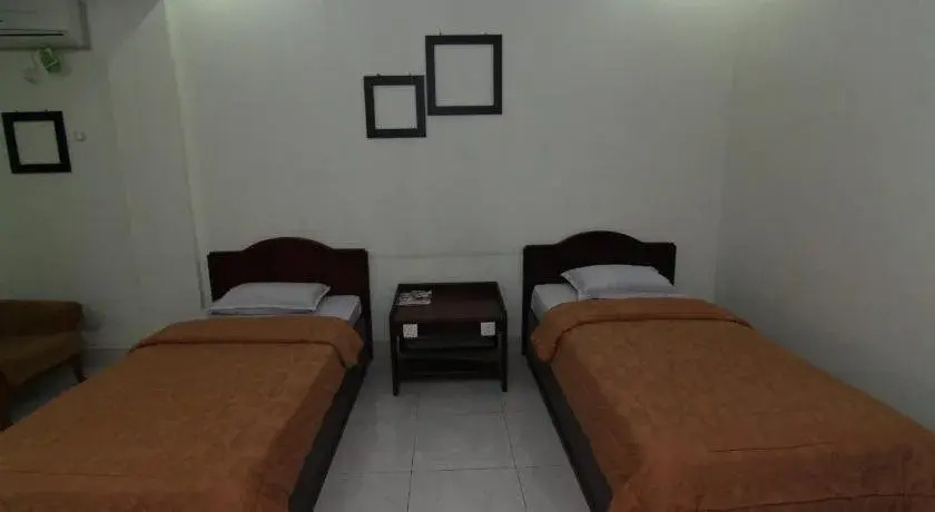 Паданг: Garuda Hotel