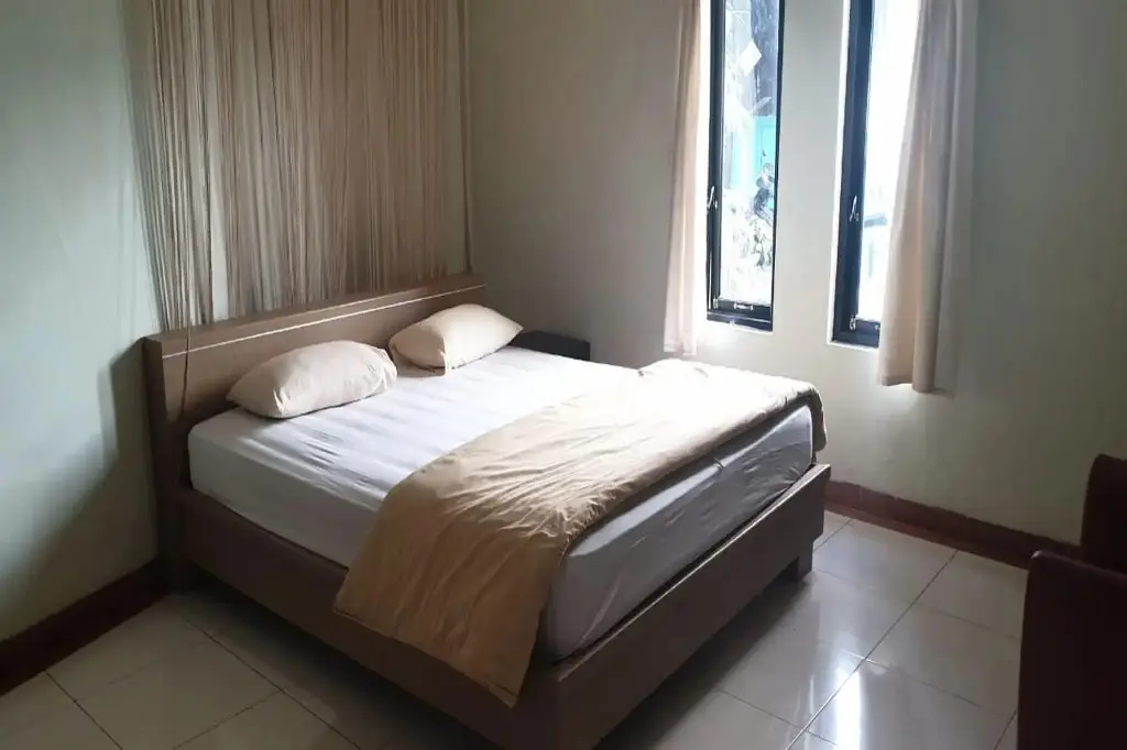 Букиттинги: Maison Hotel Bukittinggi