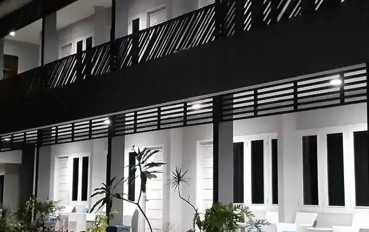 Паданг: Cavery Beach Hotel