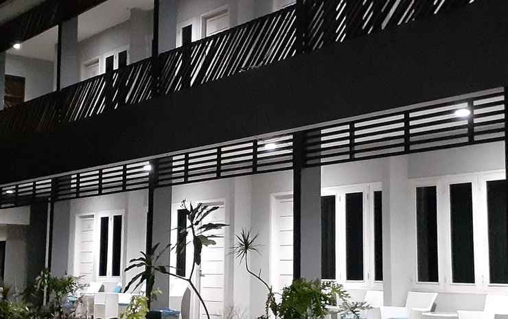 Паданг: Cavery Beach Hotel