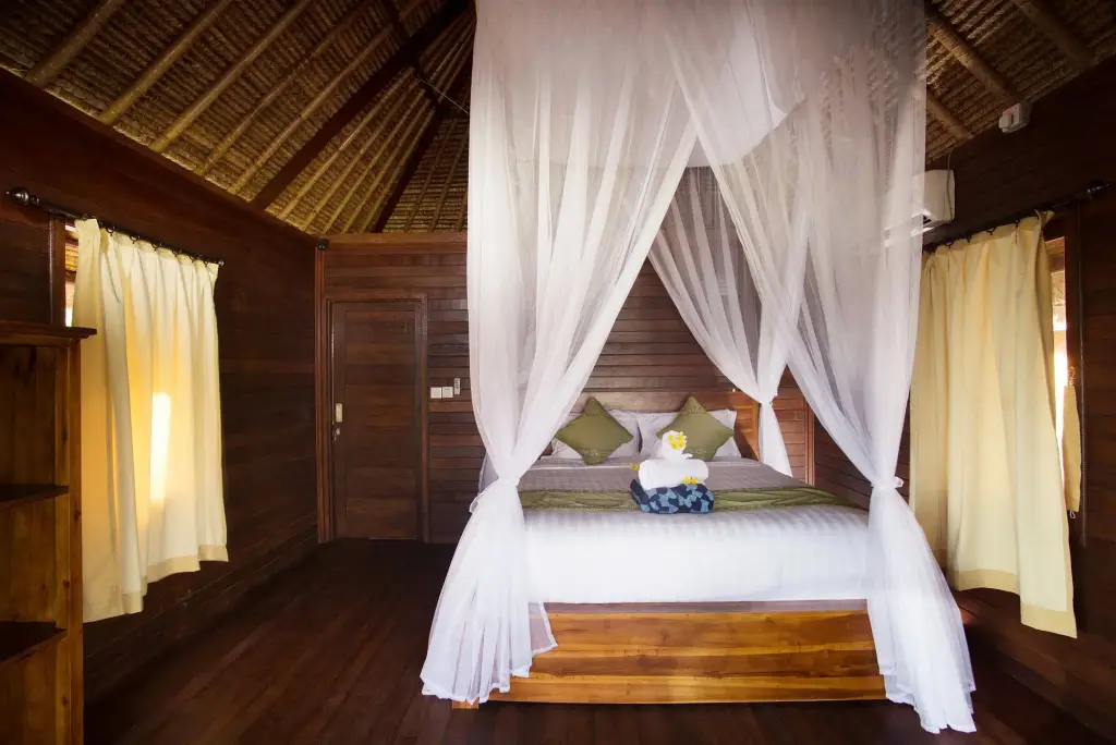 Лембонган-Айленд: Laguna Reef Huts