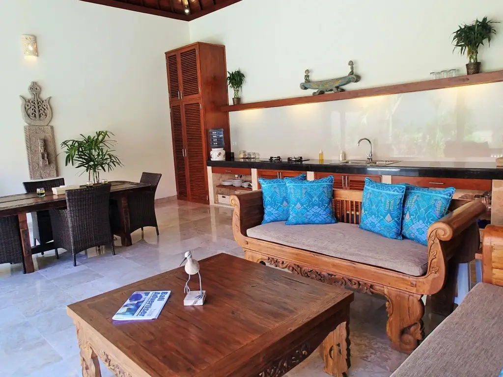 Тембок: Aloka Bahari Villas