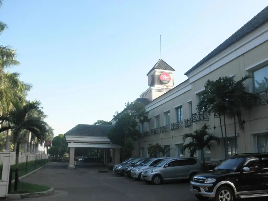 Grand Cikarang Hotel — фото 1