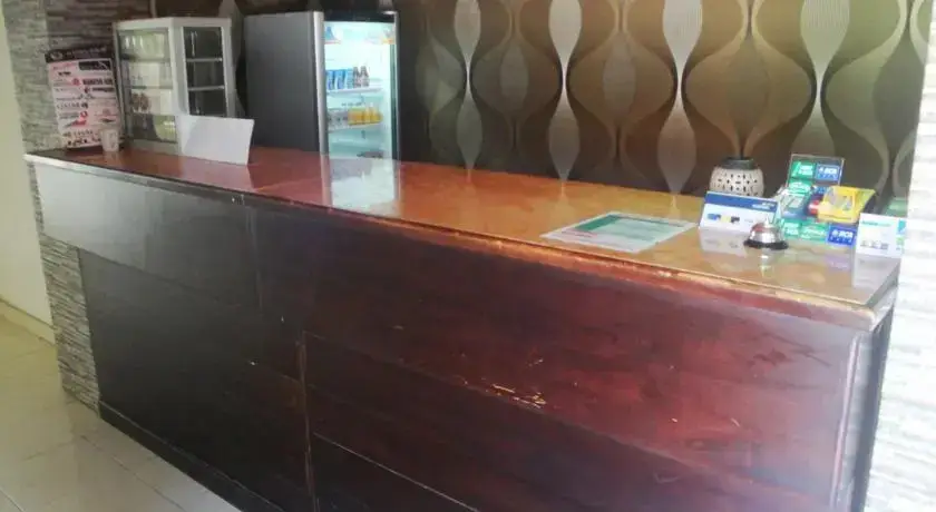 Кендари: Hotel Krisan