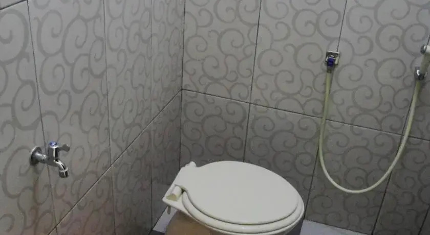 Кендари: Hotel Krisan