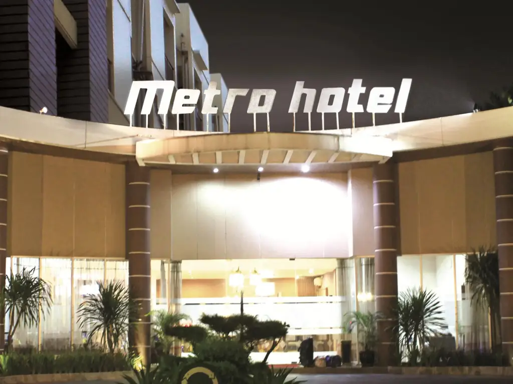 Чикаранг: Metro Hotel