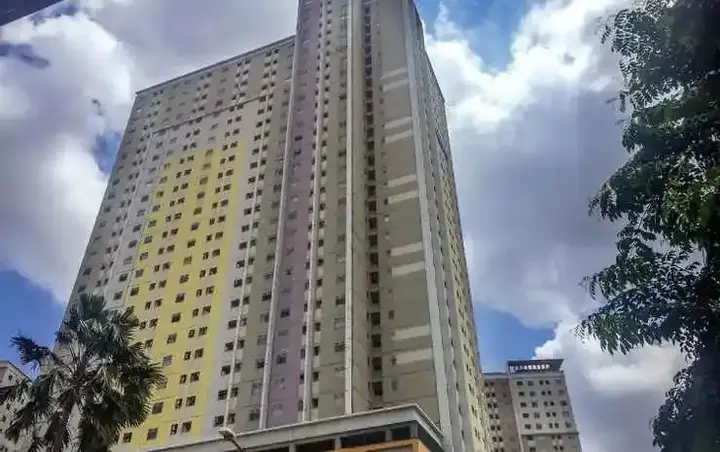 Джакарта: GV21 Property at Grand Emerald Apartment