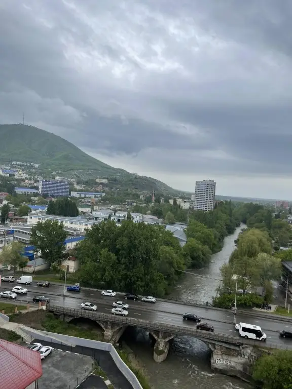 Пятигорск: Апартаменты Квартира с видом на горы и речку