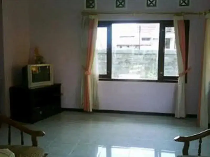 Бату: Villa Edelweiss Batu