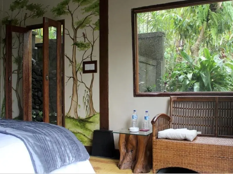 Тойа Бунгках: Madu Puri Spa Villa