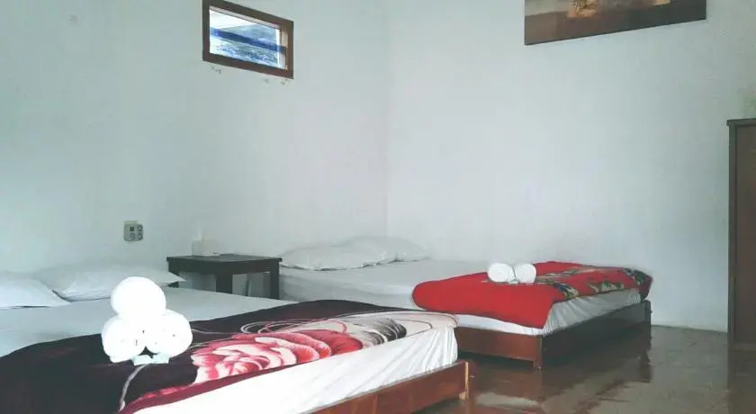 Бату: o3 Homestay