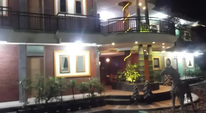Fresh Green Hotel & Kebun Fresh Green — фото 1