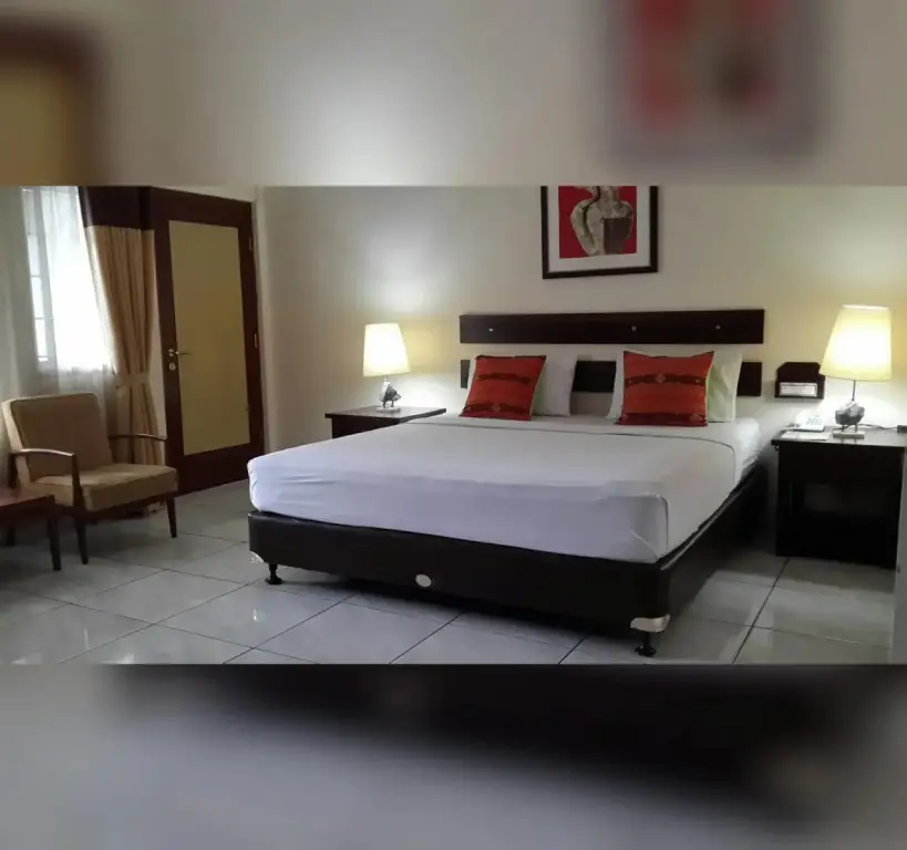 Сукабуми: Arondari Hotel