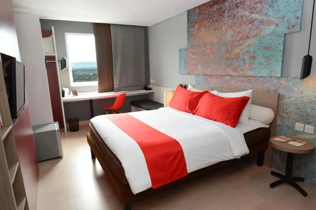 Legok: Ibis Gading Serpong
