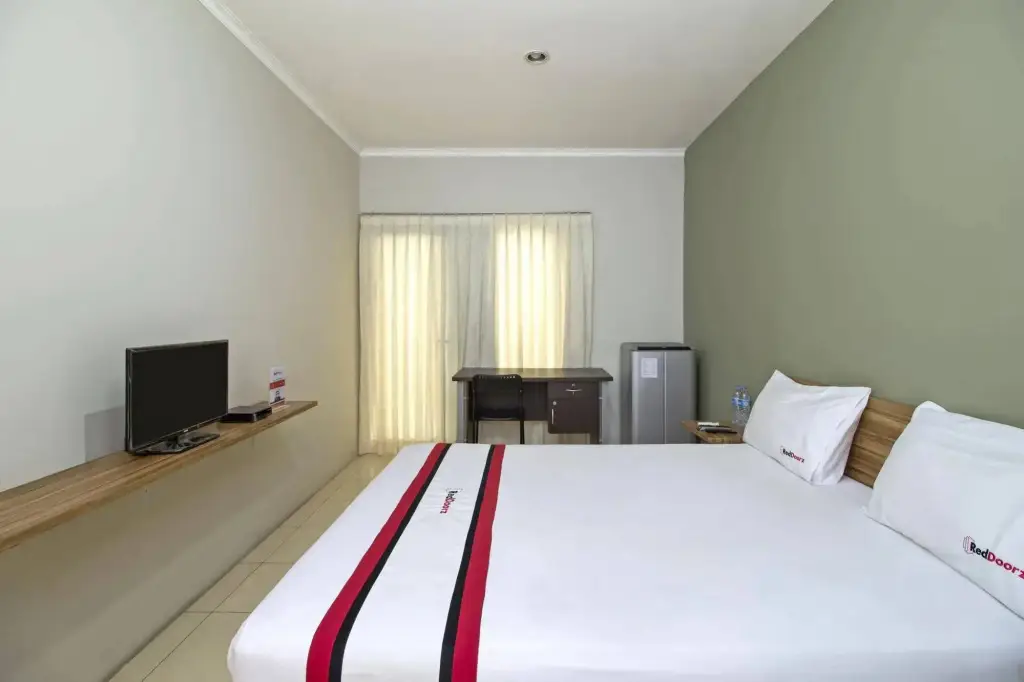 Джакарта: RedDoorz @ Mampang Prapatan
