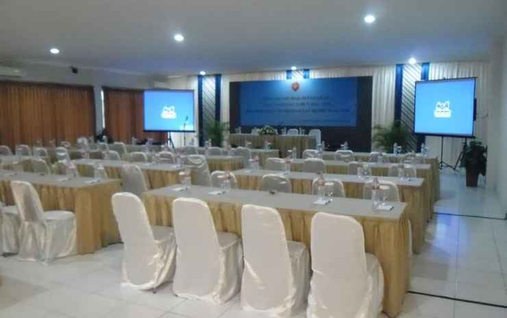 Бангунтапан: Tirta Kencana Hotel & Garden Resto