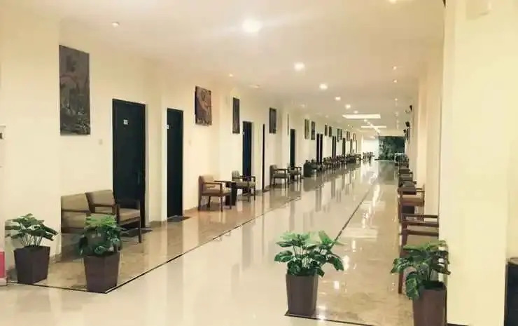 Бангунтапан: Tirta Kencana Hotel & Garden Resto