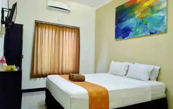 Бангунтапан: Tirta Kencana Hotel & Garden Resto