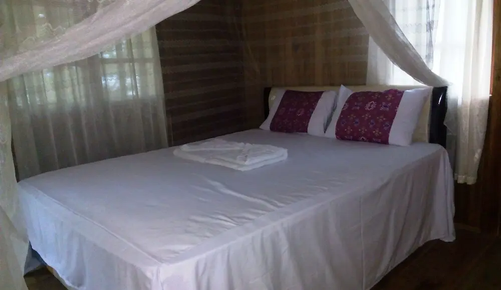 Вори: Jonaths Cottage Bunaken