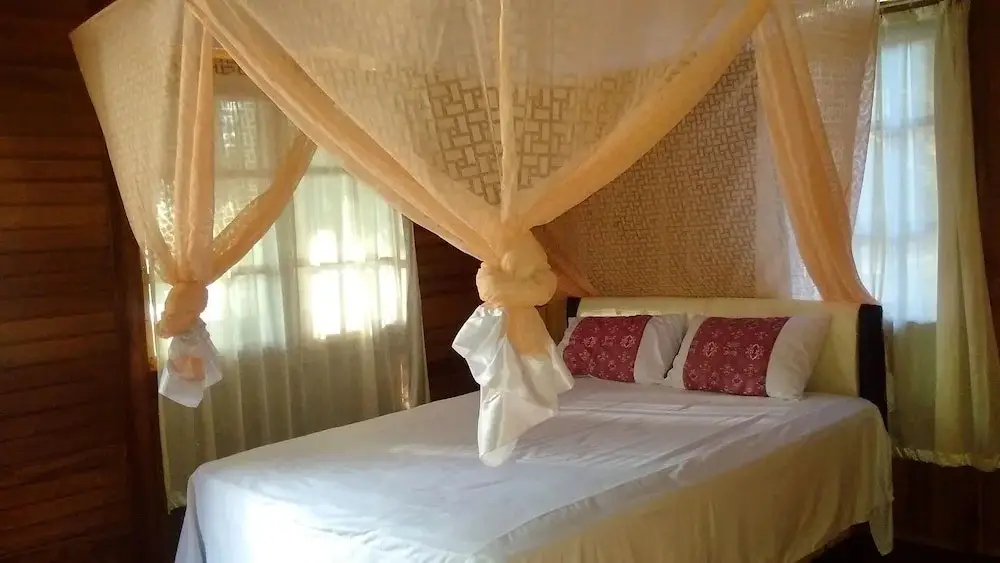 Вори: Jonaths Cottage Bunaken