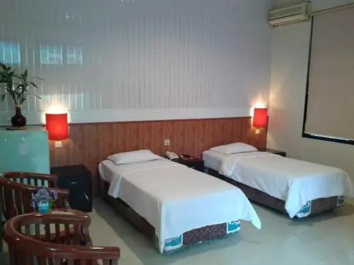 You & Me Hotel — фото 1
