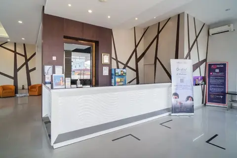 Midtown Xpress Sampit Kalimantan Tengah — фото 1