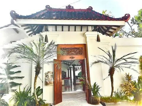 Yogyakarta Tropicana Villa — фото 1