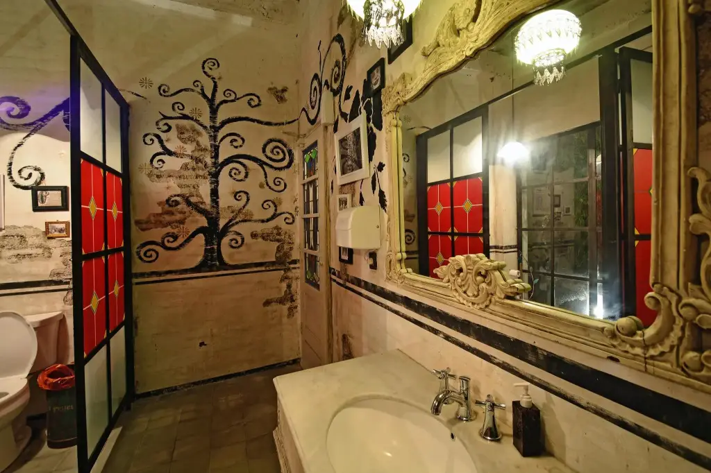 Беноа: Sama Sama Suites and Restaurant